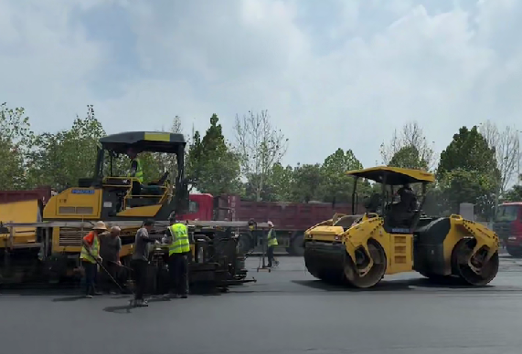 鄭州瀝青混凝土路面施工，打造四季無憂的通行保障